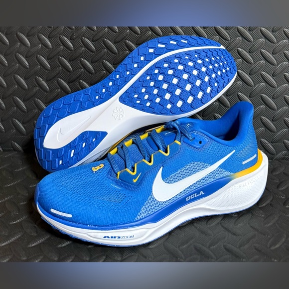 Nike Air Zoom Pegasus 41 UCLA Bruins‎ Signal Blue White Men Size 9.5 - Picture 1 of 6